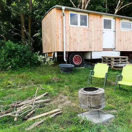 Waldwagen Apartman Garz (Rugen)